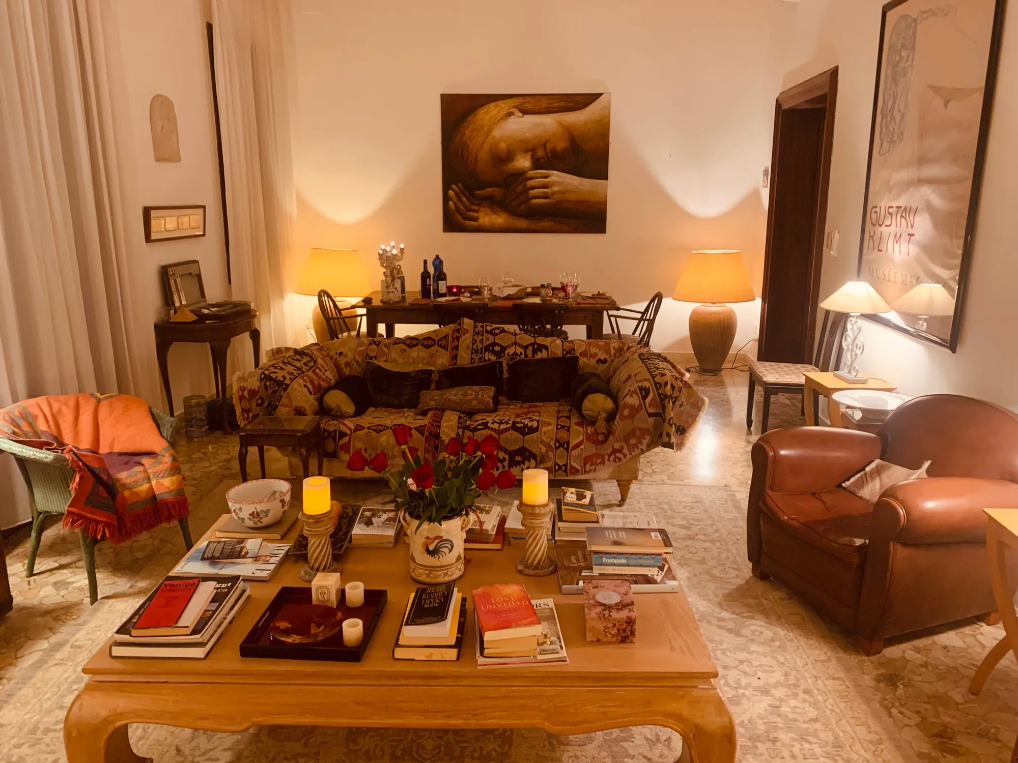 The drawing room of the Venetian apartment